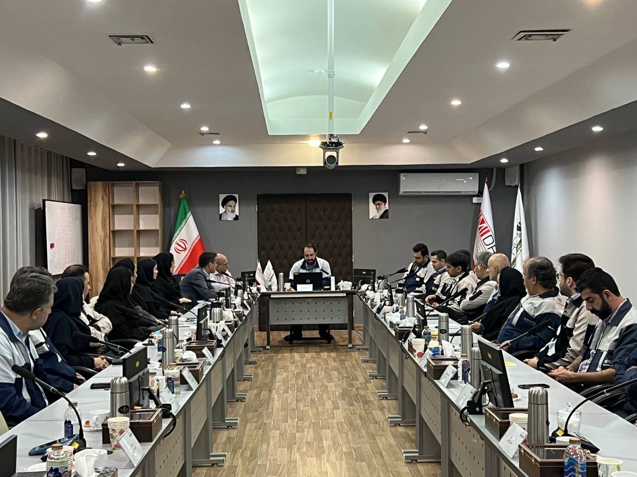آغاز ارزیابی یازدهمین دوره جایزه ملی بهره‌وری ایمیدرو در مرکز تحقیقات فرآوری مواد معدنی ایران
