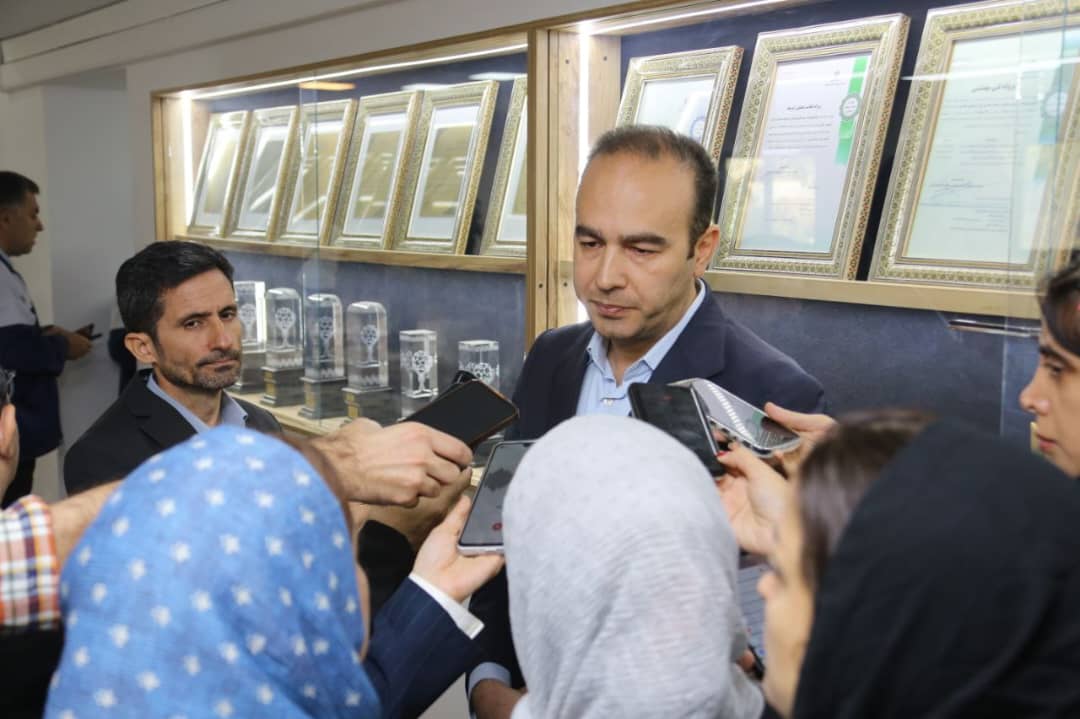 آقای امامی، معاون معادن و صنایع معدنی ایمیدرو